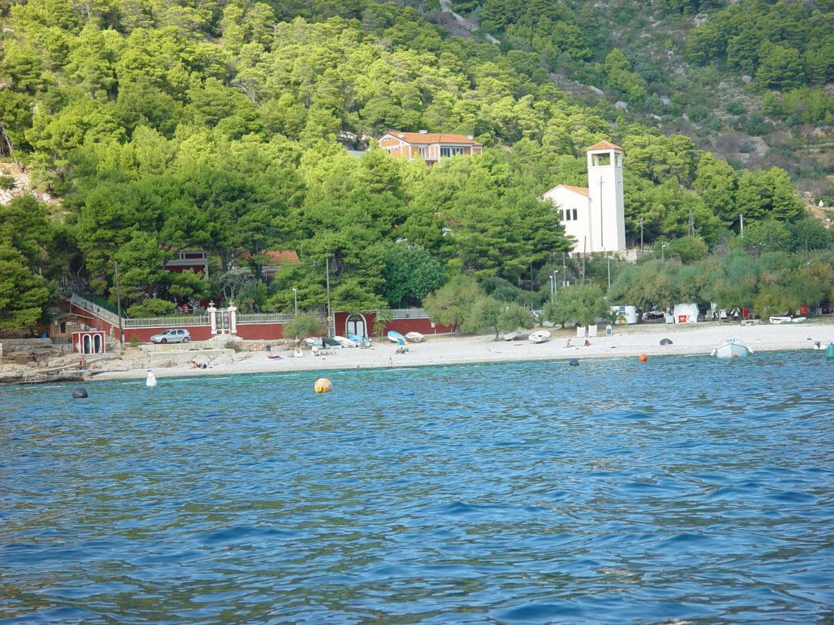Luxurious Apartments Maslina With Beach Milna  Eksteriør bilde